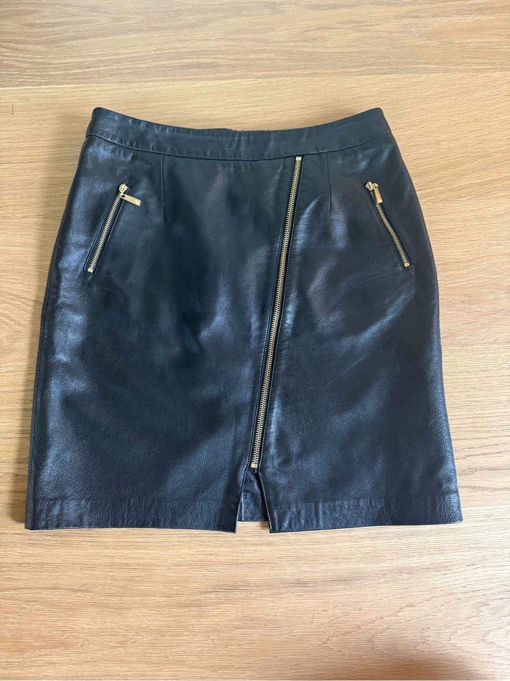 Boston Proper Black Genuine Leather Gold Zipper Mini Skirt Sz. 6